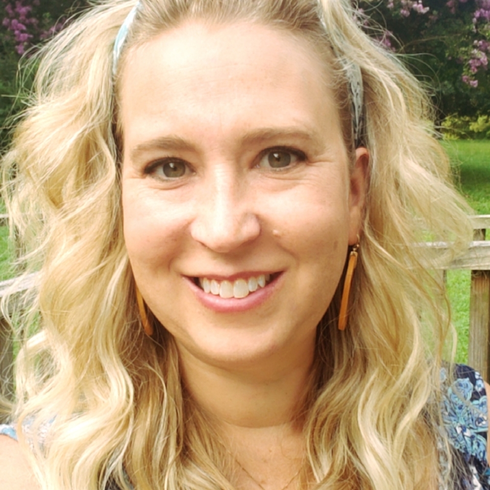 Meet your Posher, Lydia